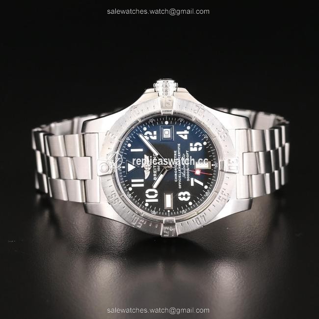 Breitling Stainless Steel Avenger Seawolf A17330 Watch Breitling Stainless Steel Avenger Seawolf A17330 Watch