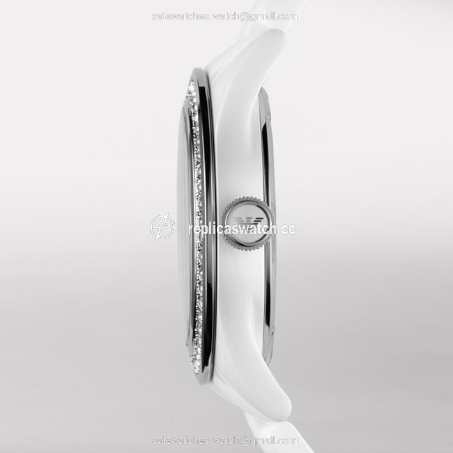 Emporio Armani White Ceramica Mother Of Pearl Womens Ar1426 Watch Emporio Armani White Ceramica Mother Of Pearl Womens Ar1426 Watch