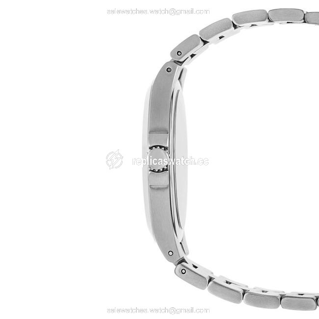 Movado Serio Silver Dial 40mm Stainless Steel 0606556 Swiss Made Quartz Watch Movado Serio Silver Dial 40mm Stainless Steel 0606556 Swiss Made Quartz Watch