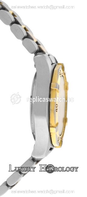 TAG Heuer Ladies Professional Wk1320-0 Date 200m Steel 28mm Quartz Watch TAG Heuer Ladies Professional Wk1320-0 Date 200m Steel 28mm Quartz Watch