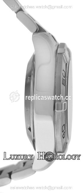 TAG Heuer Mens Aquaracer Caf2110 Chronograph Date Watch TAG Heuer Mens Aquaracer Caf2110 Chronograph Date Watch