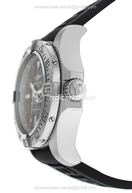 Breitling Silver Avenger Ii Seawolf A1733110/Bc31 Stainless Steel 45mm Watch Breitling Silver Avenger Ii Seawolf A1733110/Bc31 Stainless Steel 45mm Watch