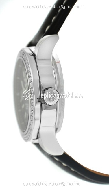 Breitling Silver Colt 33 A7738753/Bb51-408x Ladies Diamond Steel 33mm Quartz Watch Breitling Silver Colt 33 A7738753/Bb51-408x Ladies Diamond Steel 33mm Quartz Watch