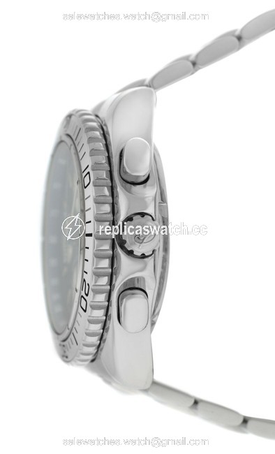Breitling Silver Tourneau Aviator 40 Tny0100024 Mens Stainless Steel 40mm Watch Breitling Silver Tourneau Aviator 40 Tny0100024 Mens Stainless Steel 40mm Watch
