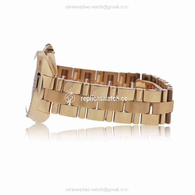 Cartier Rose Gold Cle De 31mm 18k with Diamonds Ladies Watch Cartier Rose Gold Cle De 31mm 18k with Diamonds Ladies Watch