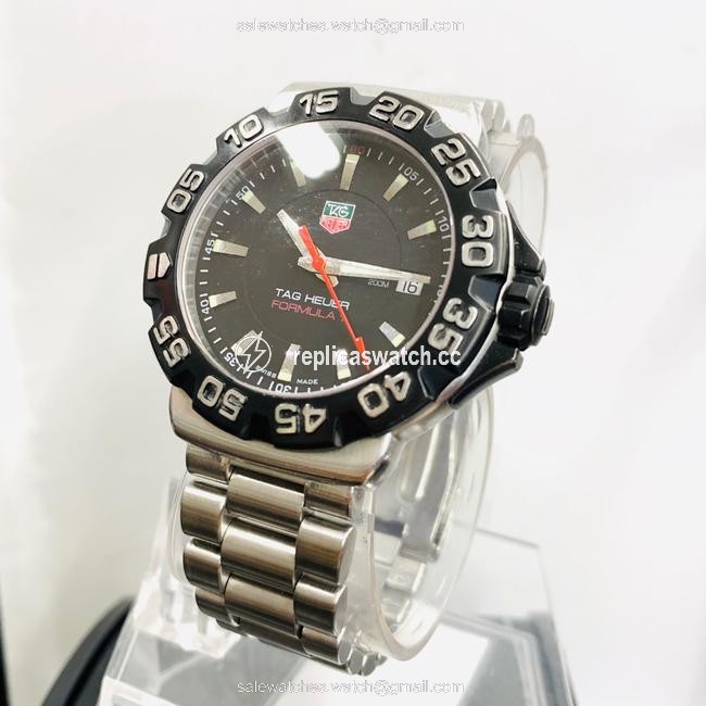 TAG Heuer Silver and Black Mens Formula 1 Mens Dial Wah1110 Jc2753 Watch TAG Heuer Silver and Black Mens Formula 1 Mens Dial Wah1110 Jc2753 Watch