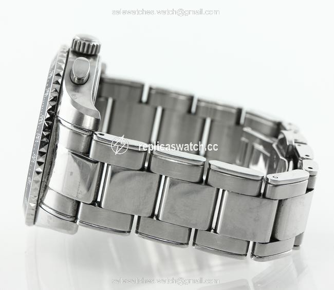 Movado Stainless Steel Series 800 Chronograph Watch Movado Stainless Steel Series 800 Chronograph Watch