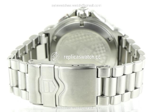 TAG Heuer Stainless Steel Formula 1 Grande Date Alarm Wah111c.ba0850 Watch TAG Heuer Stainless Steel Formula 1 Grande Date Alarm Wah111c.ba0850 Watch