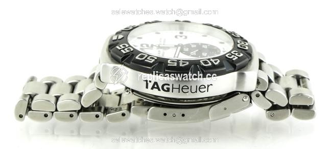 TAG Heuer Titanium and Stainless Steel Formula 1 Grande Date Wah1011 Watch TAG Heuer Titanium and Stainless Steel Formula 1 Grande Date Wah1011 Watch