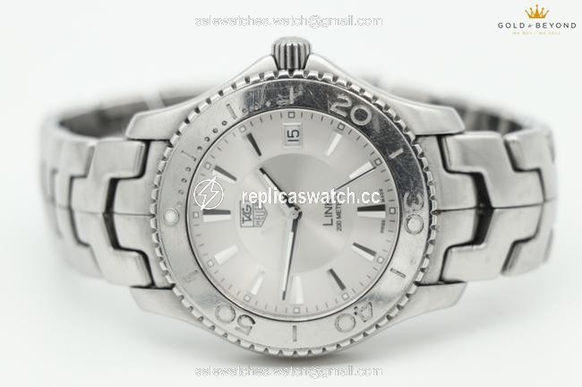TAG Heuer Silver/ Steel Link 39mm Quartz Wj1111 Watch TAG Heuer Silver/ Steel Link 39mm Quartz Wj1111 Watch