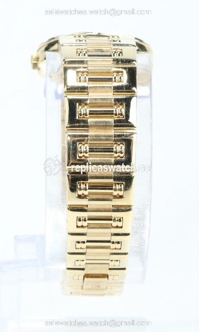 Piaget Gold Diamond "Mini Dancer" 18 Karat Yellow Ladies Wristwatch Watch Piaget Gold Diamond "Mini Dancer" 18 Karat Yellow Ladies Wristwatch Watch