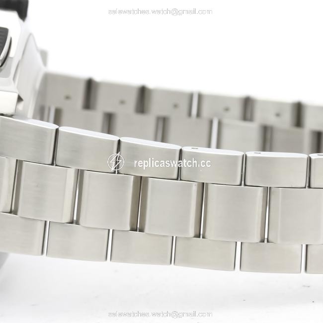 TAG Heuer Aquaracer Stainless Steel Mens Sports Cak2110 Watch TAG Heuer Aquaracer Stainless Steel Mens Sports Cak2110 Watch