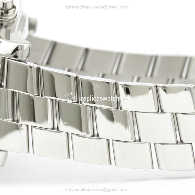Breitling Avenger Stainless Steel Mens Sports A13380 Watch Breitling Avenger Stainless Steel Mens Sports A13380 Watch