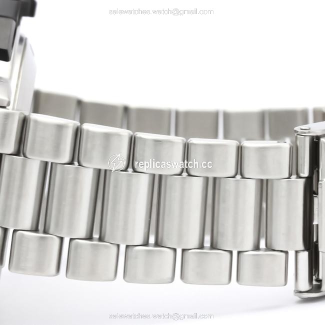 TAG Heuer Formula 1 Quartz Stainless Steel Mens Sports Cah1110 Watch TAG Heuer Formula 1 Quartz Stainless Steel Mens Sports Cah1110 Watch