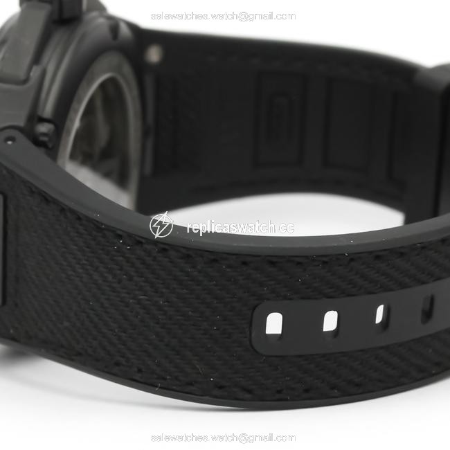 IWC Ingenieur Ceramic Mens Sports Iw322503 Watch IWC Ingenieur Ceramic Mens Sports Iw322503 Watch