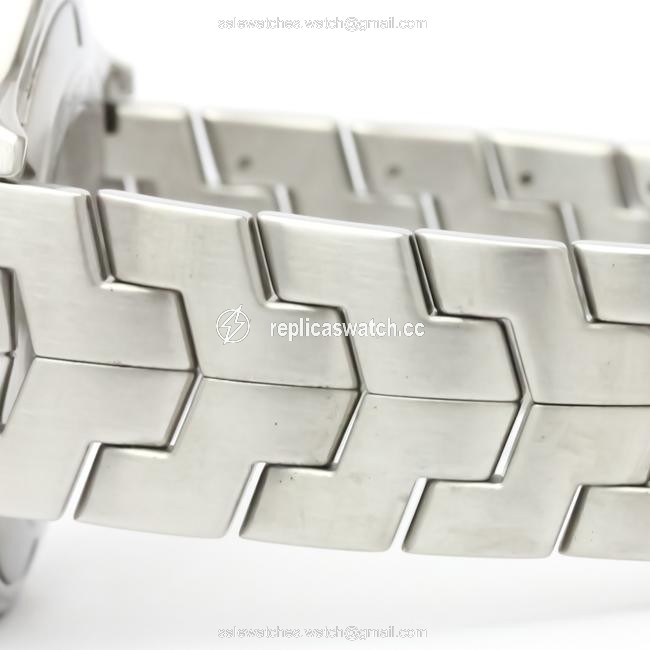 TAG Heuer Link Stainless Steel Mens Sports Wat201b Watch TAG Heuer Link Stainless Steel Mens Sports Wat201b Watch