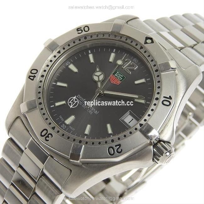 TAG Heuer Silver 2000 Classic Steel Quartz Mens Wk1115 Watch TAG Heuer Silver 2000 Classic Steel Quartz Mens Wk1115 Watch