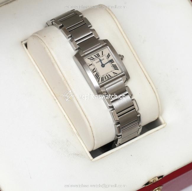 Cartier Silver Tank Francaise Quartz Stainless Steel Bracelet 20mm Watch Cartier Silver Tank Francaise Quartz Stainless Steel Bracelet 20mm Watch