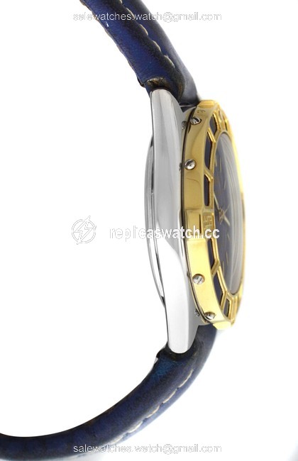 Breitling Silver Gold Ladies Class D52065 Steel Quartz 31mm Watch Breitling Silver Gold Ladies Class D52065 Steel Quartz 31mm Watch