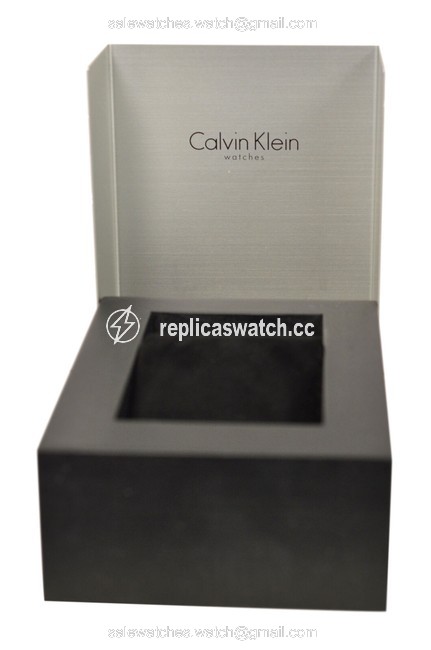 Calvin Klein Silver Mens K22211 Stainless Steel Day Date Quartz 41mm Watch Calvin Klein Silver Mens K22211 Stainless Steel Day Date Quartz 41mm Watch