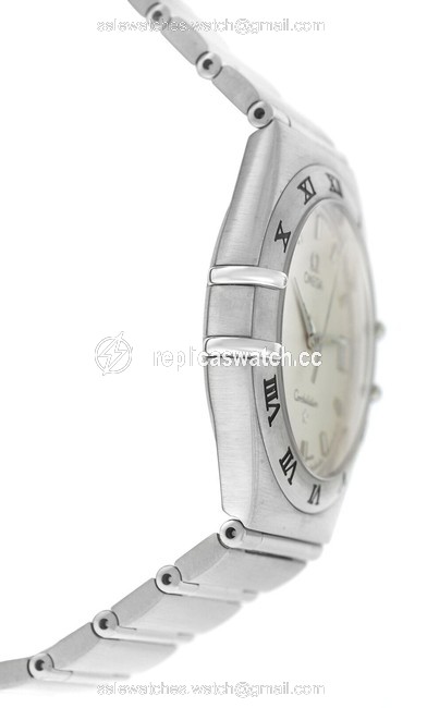 Omega Silver Mens Unisex Constellation 1512.30 Steel Date 34mm Quartz Watch Omega Silver Mens Unisex Constellation 1512.30 Steel Date 34mm Quartz Watch