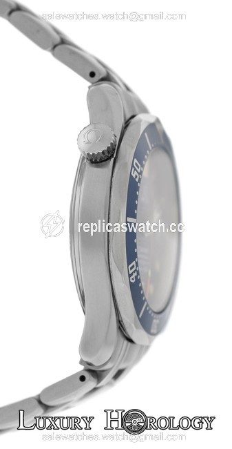 Omega Silver Mens Midsize Seamaster 2551.80 Bond Chronometer Watch Omega Silver Mens Midsize Seamaster 2551.80 Bond Chronometer Watch