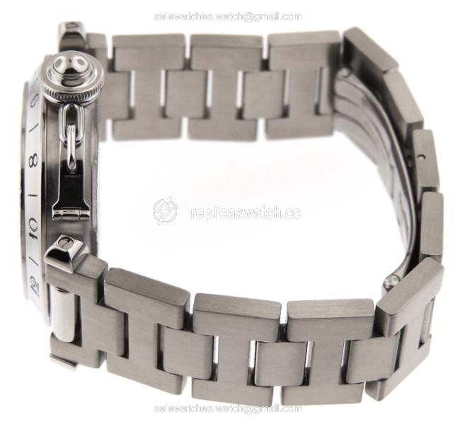 Cartier White Pasha C Gmt Globe Stainless Steel 35mm Date Watch Cartier White Pasha C Gmt Globe Stainless Steel 35mm Date Watch