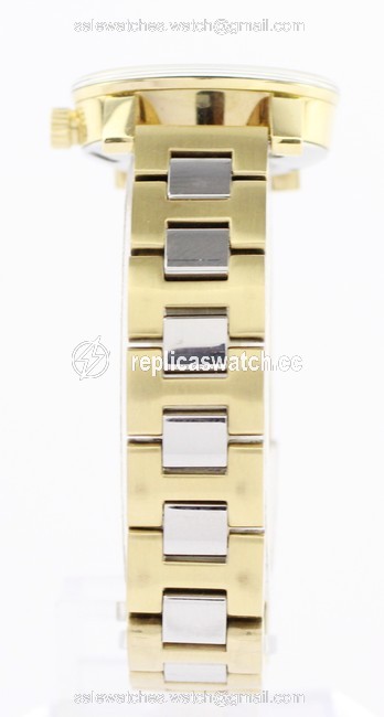 Movado Gold / Silver Two-tone with Silver-tone Dial Watch Movado Gold / Silver Two-tone with Silver-tone Dial Watch