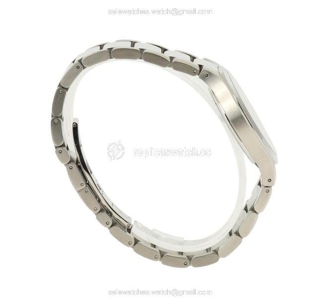 Movado Silver Defio Stainless Steel Watch Movado Silver Defio Stainless Steel Watch