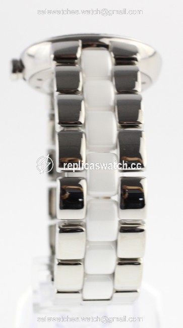 Movado Silver Stainless Steel White Ceramic Diamond Cerena 0606625 Watch Movado Silver Stainless Steel White Ceramic Diamond Cerena 0606625 Watch