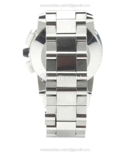 Movado Silver Vizio Chronograph Stainless Steel Quartz (167040) Watch Movado Silver Vizio Chronograph Stainless Steel Quartz (167040) Watch