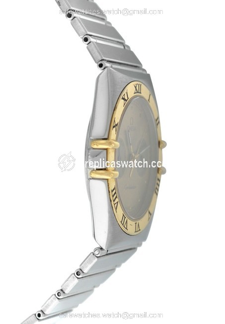 Omega Gold/Silver Constellation 396.1069 Mens Unisex Day Date 18k Steel Watch Omega Gold/Silver Constellation 396.1069 Mens Unisex Day Date 18k Steel Watch
