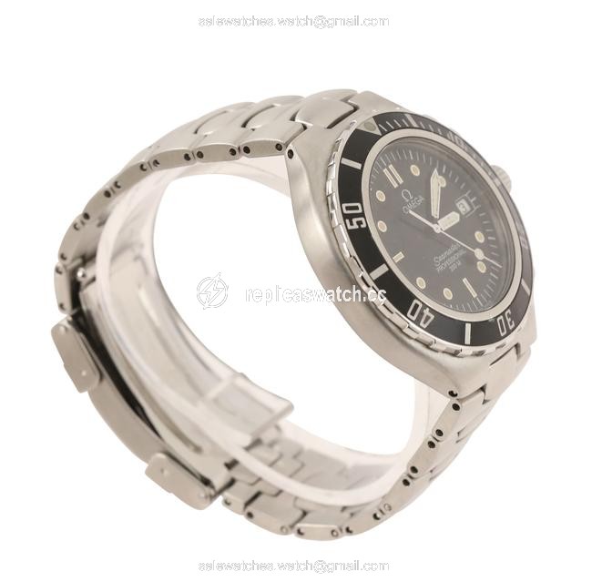 Omega Silver Seamaster Professional 200m Watch Omega Silver Seamaster Professional 200m Watch