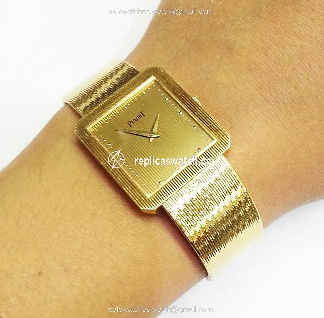 Piaget Vintage 18 Karat(750) Yellow Gold Quartz Watch Piaget Vintage 18 Karat(750) Yellow Gold Quartz Watch