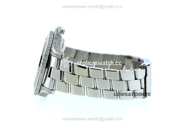 Breitling 5ct Super Ocean Model A17360 Diamond S/S Watch Breitling 5ct Super Ocean Model A17360 Diamond S/S Watch