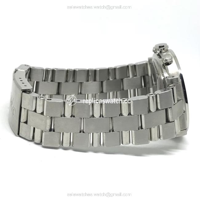 Raymond Weil Steel W1 Chronograph Date Stainless Mens Watch Raymond Weil Steel W1 Chronograph Date Stainless Mens Watch