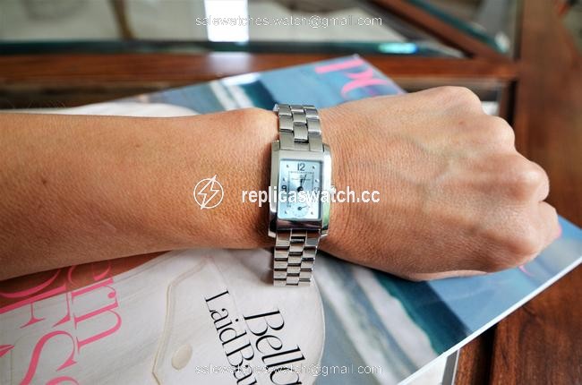 Baume & Mercier Silver Sale Hampton Milleis Bracelet Lt Blue Dial Watch Baume & Mercier Silver Sale Hampton Milleis Bracelet Lt Blue Dial Watch