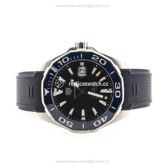 TAG Heuer Blue Aquaracer Caliber 5 Stainless Steel and Rubber 44 Watch TAG Heuer Blue Aquaracer Caliber 5 Stainless Steel and Rubber 44 Watch
