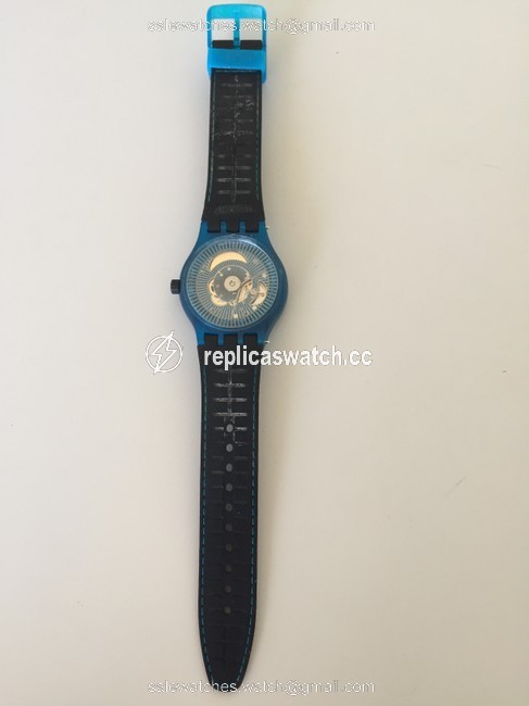 Swatch Blue/Black Suts401 Sistem51 - Sistem Watch Swatch Blue/Black Suts401 Sistem51 - Sistem Watch