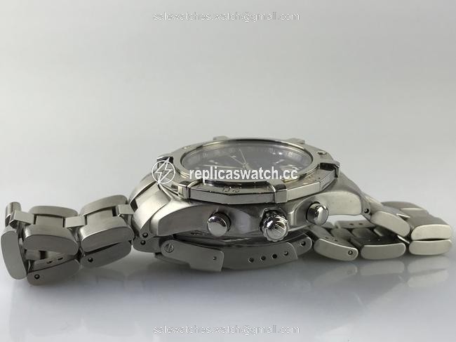 TAG Heuer Blue Chronograph Watch TAG Heuer Blue Chronograph Watch
