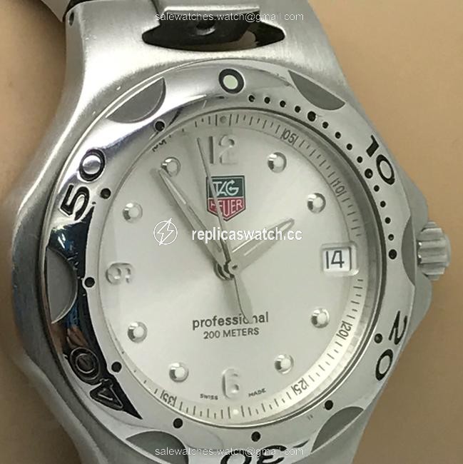 TAG Heuer Silver Professional Mens Wl1114 Swiss Quartz 200m Date Gray Watch TAG Heuer Silver Professional Mens Wl1114 Swiss Quartz 200m Date Gray Watch