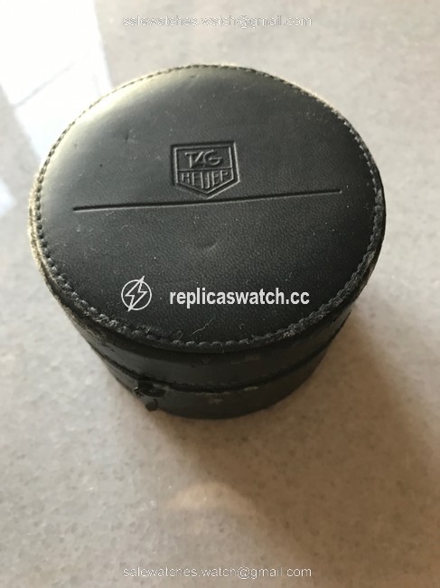 TAG Heuer Silver Professional Stainless Steel Watch TAG Heuer Silver Professional Stainless Steel Watch