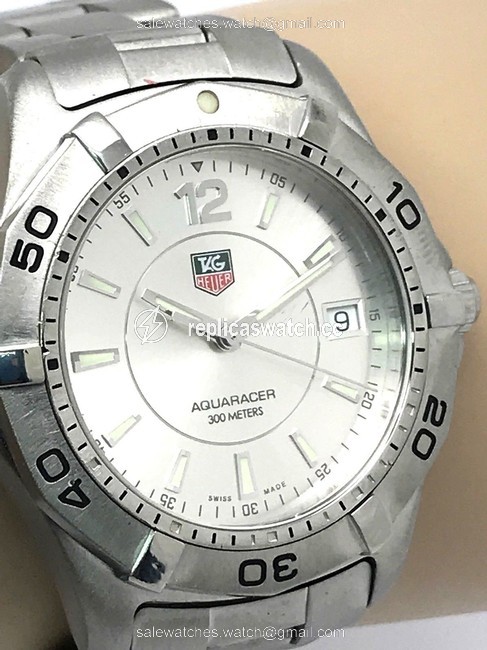 TAG Heuer Silver Waf1112 Gray Aquaracer Mens Swiss 300m Watch TAG Heuer Silver Waf1112 Gray Aquaracer Mens Swiss 300m Watch
