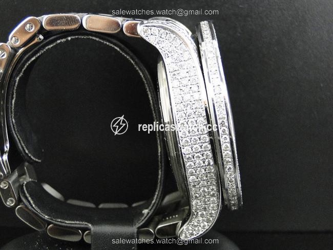 Breitling Stainless Steel Custom Super Avenger Aeromarine 53 Mm Genuine Diamond 23.5 Ct Watch Breitling Stainless Steel Custom Super Avenger Aeromarine 53 Mm Genuine Diamond 23.5 Ct Watch