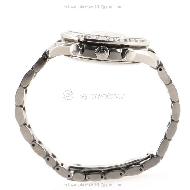 Omega Speedmaster Date Chronograph Stainless Steel 39 Watch Omega Speedmaster Date Chronograph Stainless Steel 39 Watch