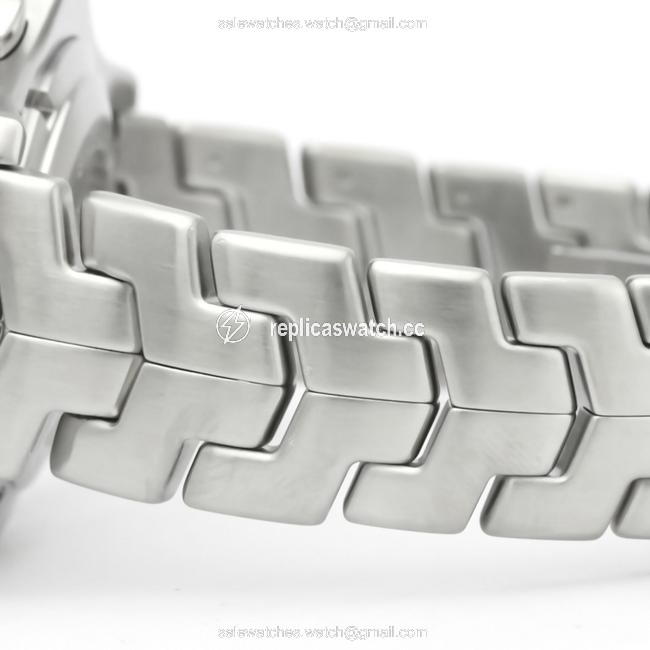 TAG Heuer Link Stainless Steel Mens Sports Cjf2111 Watch TAG Heuer Link Stainless Steel Mens Sports Cjf2111 Watch