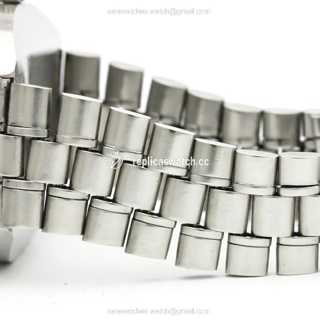 Omega Seamaster Day Date Steel Mens 166.036 Watch Omega Seamaster Day Date Steel Mens 166.036 Watch
