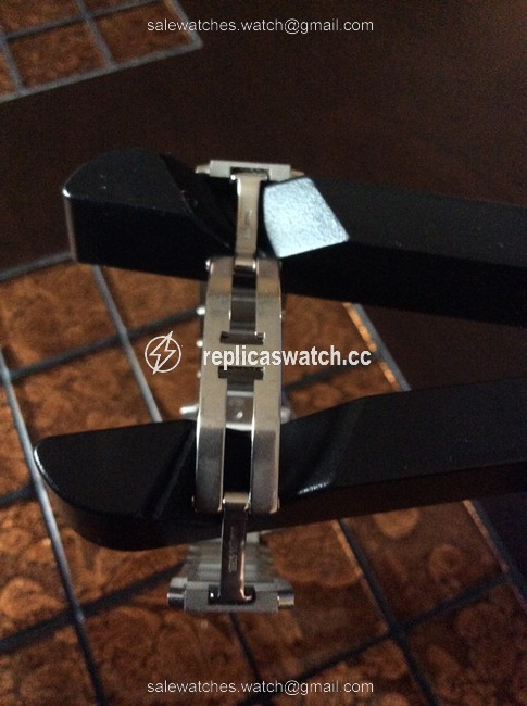 Cartier Stainless Steel Tank Fran?aise Medium Quartz with Date Watch Cartier Stainless Steel Tank Fran?aise Medium Quartz with Date Watch