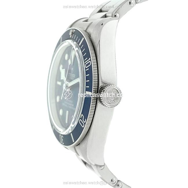 Tudor Blue Heritage 79030b Black Bay Dial Mens Watch Tudor Blue Heritage 79030b Black Bay Dial Mens Watch