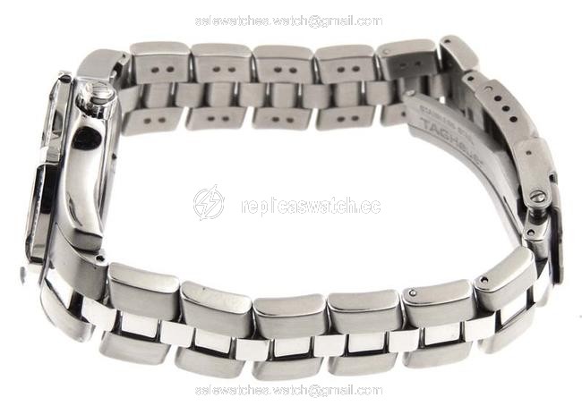TAG Heuer 2000 Exclusive Diamond Mop Wn131j Stainless Steel 29mm Watch TAG Heuer 2000 Exclusive Diamond Mop Wn131j Stainless Steel 29mm Watch